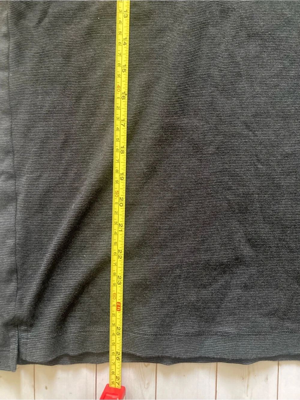 Banana Republic Polo Shirt Mens Large Black Short Sleeve Pique Cotton Tonal Logo